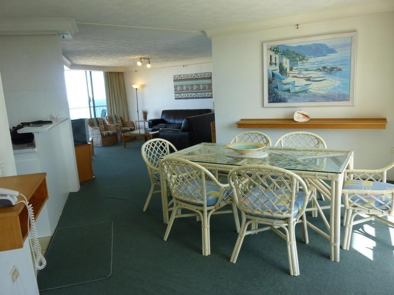 4 Thornton Street – Acapulco, Surfers Paradise QLD 4217