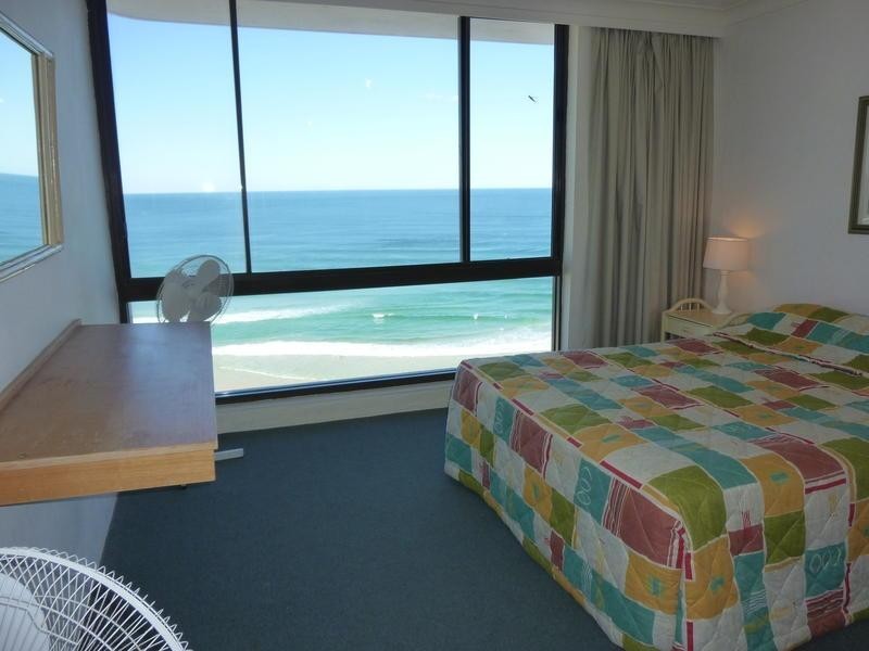 4 Thornton Street – Acapulco, Surfers Paradise QLD 4217