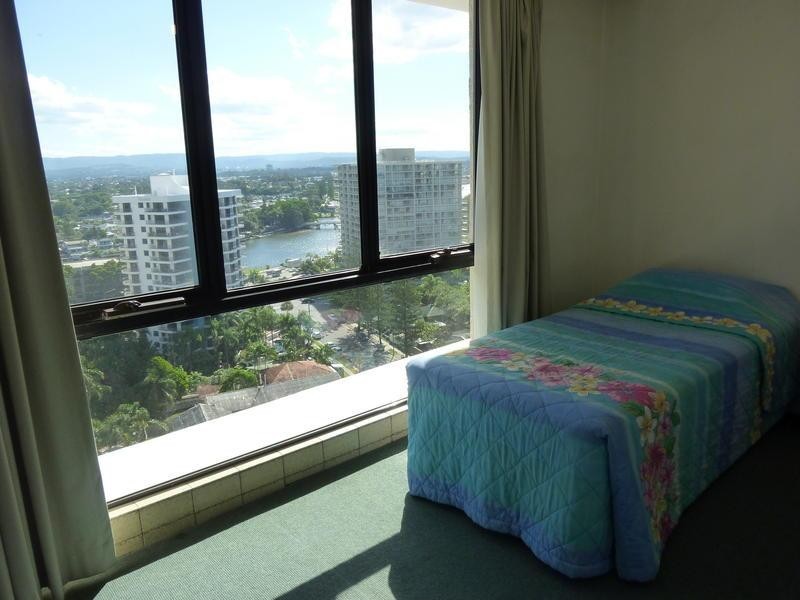 4 Thornton Street – Acapulco, Surfers Paradise QLD 4217