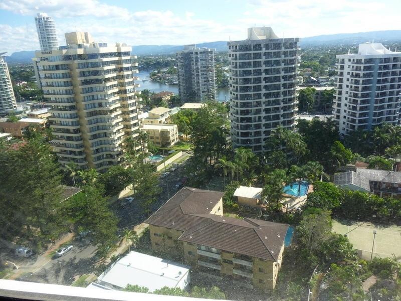 4 Thornton Street – Acapulco, Surfers Paradise QLD 4217