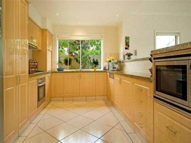 Hope Island QLD 4212