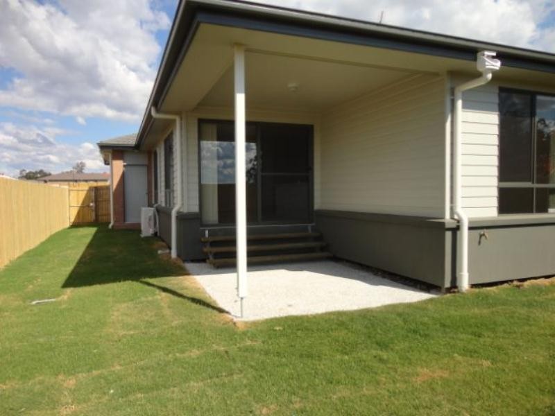 7 Stanbury Drive, Goodna QLD 4300