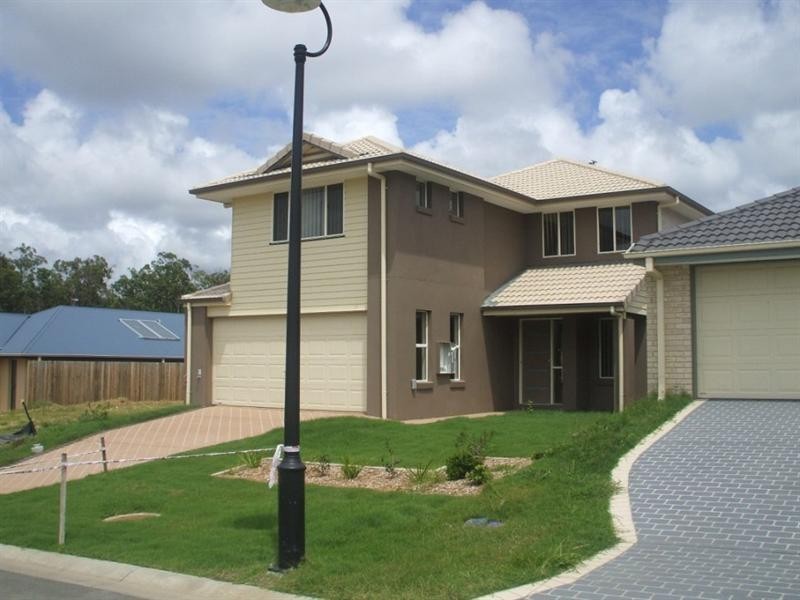 10 Silver Gull Street, Coomera QLD 4209