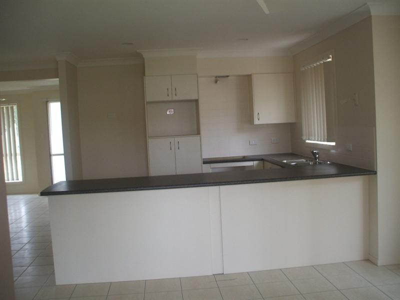 10 Silver Gull Street, Coomera QLD 4209