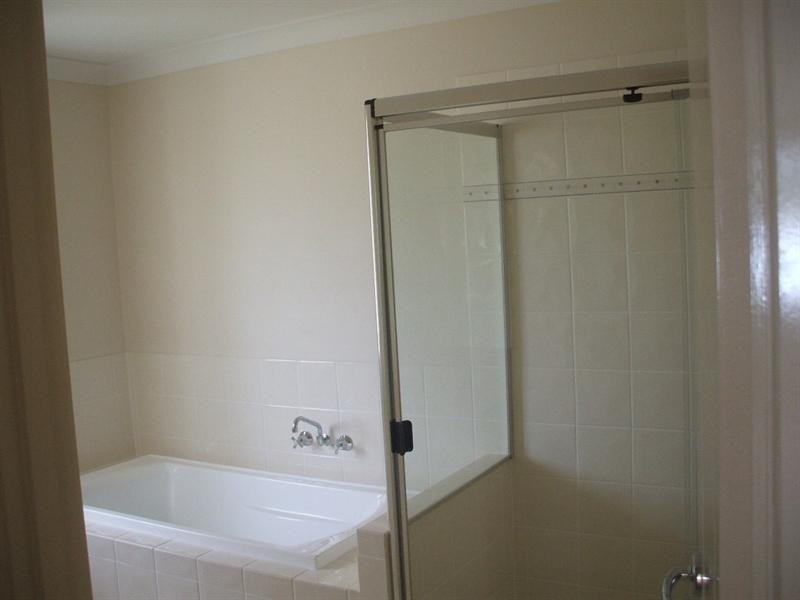 10 Silver Gull Street, Coomera QLD 4209