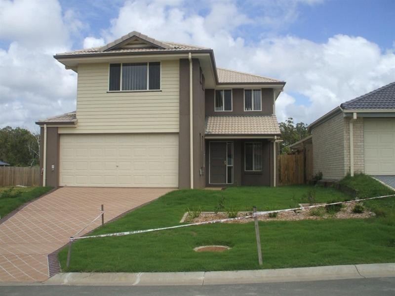 10 Silver Gull Street, Coomera QLD 4209