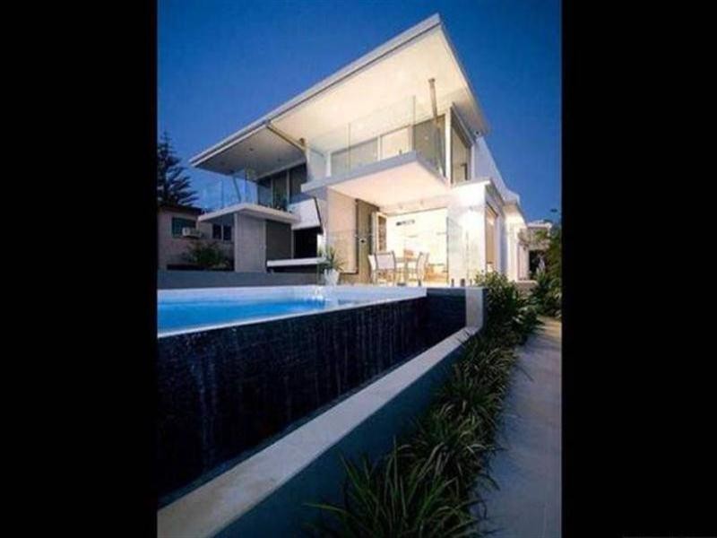 2/25 River Drive, Surfers Paradise QLD 4217