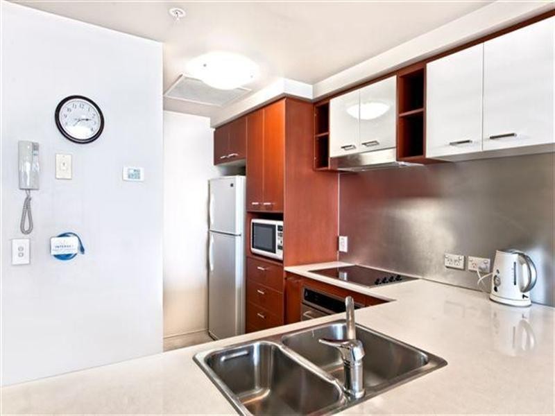 23 Ferny Avenue – Chevron Renaissance, Surfers Paradise QLD 4217