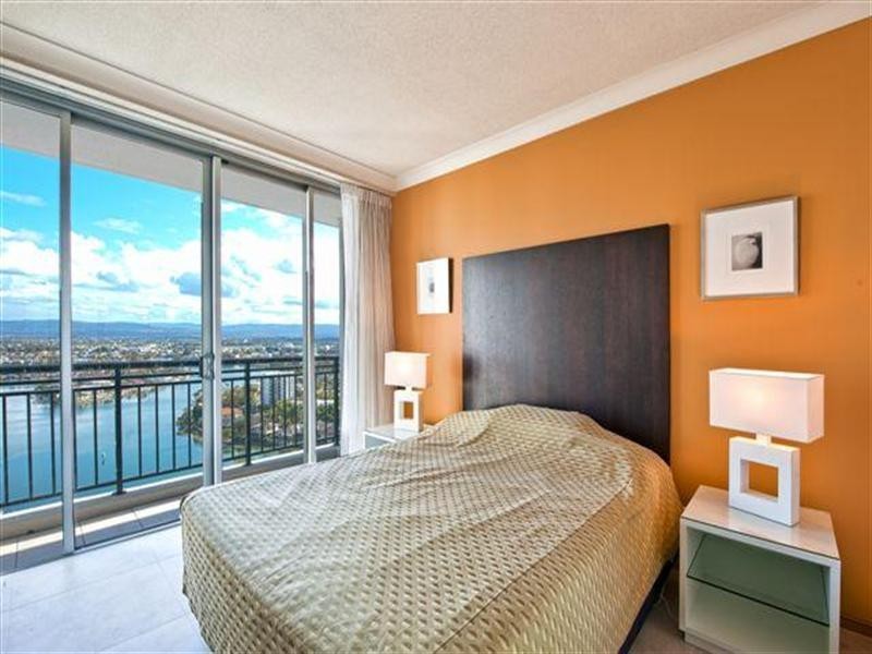 23 Ferny Avenue – Chevron Renaissance, Surfers Paradise QLD 4217