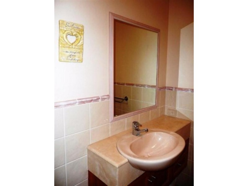 Hope Island QLD 4212