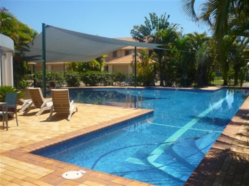 24-5 Bronberg Court, Southport QLD 4215