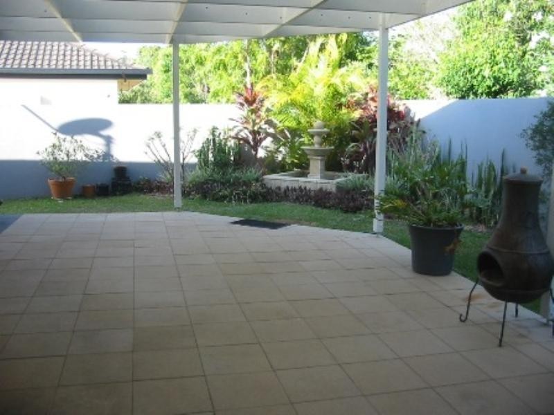 12 Oyster Cove Promenade, Helensvale QLD 4212