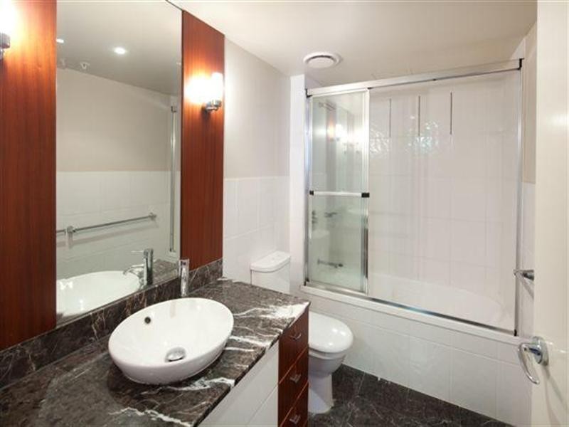 23 Ferny Avenue – Chevron Renaissance, Surfers Paradise QLD 4217