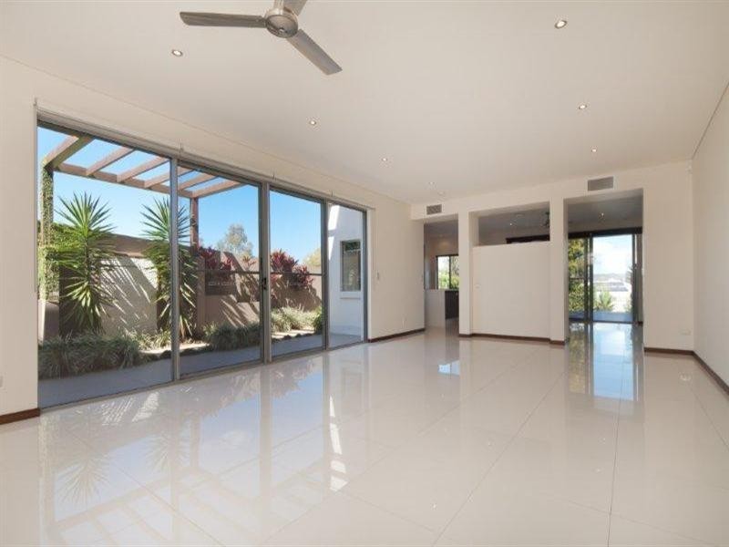 1/6025 Vista Drive. Royal Pines, Benowa QLD 4217