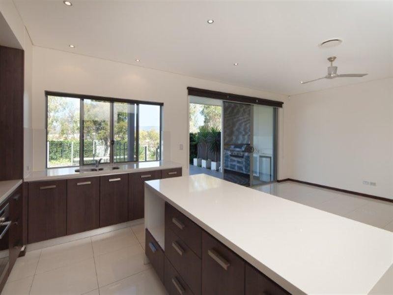 1/6025 Vista Drive. Royal Pines, Benowa QLD 4217