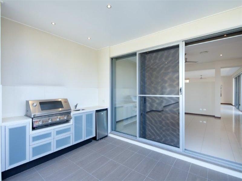 1/6025 Vista Drive. Royal Pines, Benowa QLD 4217