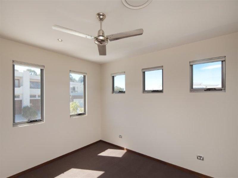 1/6025 Vista Drive. Royal Pines, Benowa QLD 4217