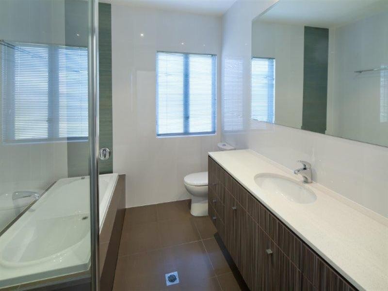 1/6025 Vista Drive. Royal Pines, Benowa QLD 4217