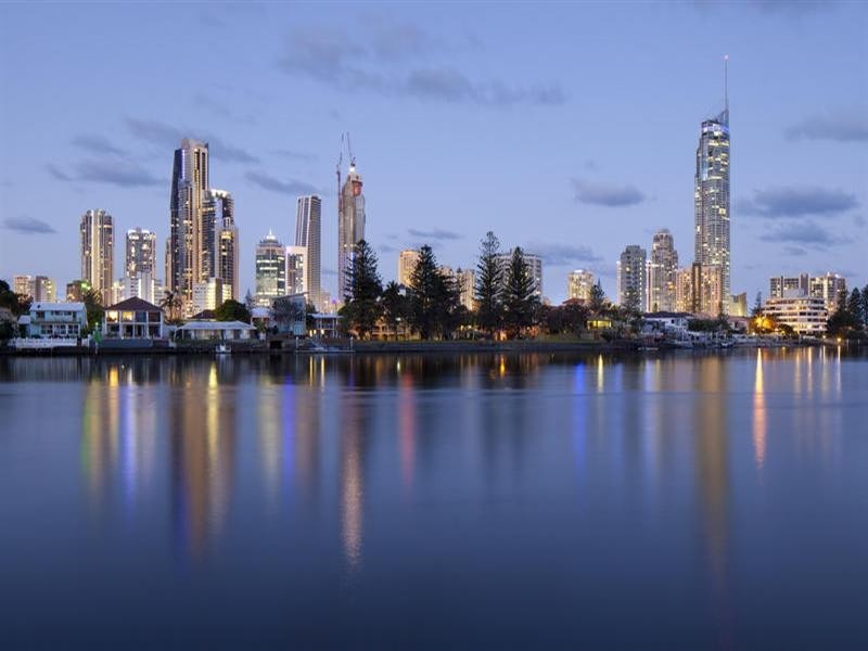 43-45 The Promenade, Isle Of Capri QLD 4217