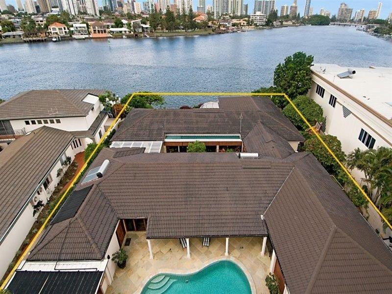 43-45 The Promenade, Isle Of Capri QLD 4217