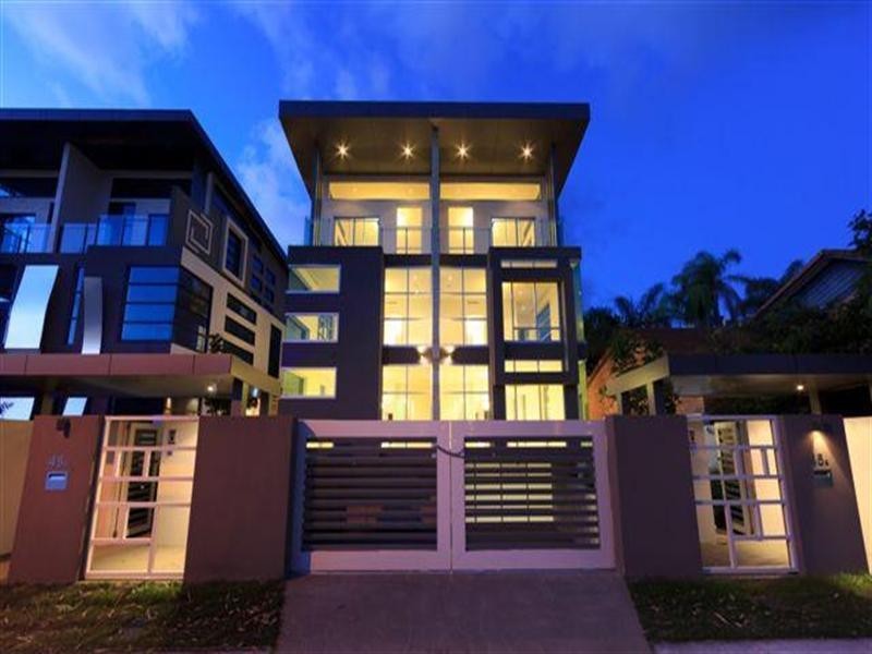45a & 45b Breaker Street, Main Beach QLD 4217