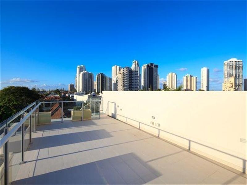45a & 45b Breaker Street, Main Beach QLD 4217