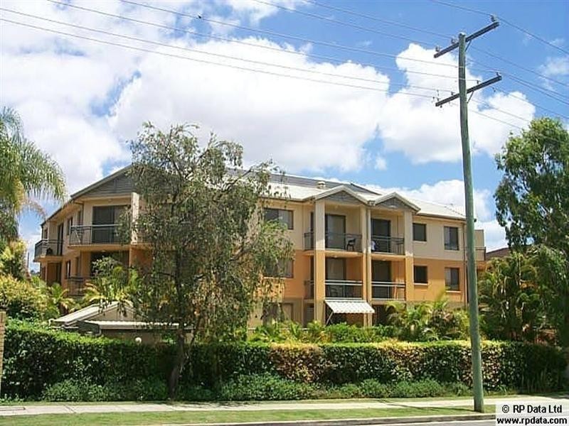 10 Genoa Street, Surfers Paradise QLD 4217