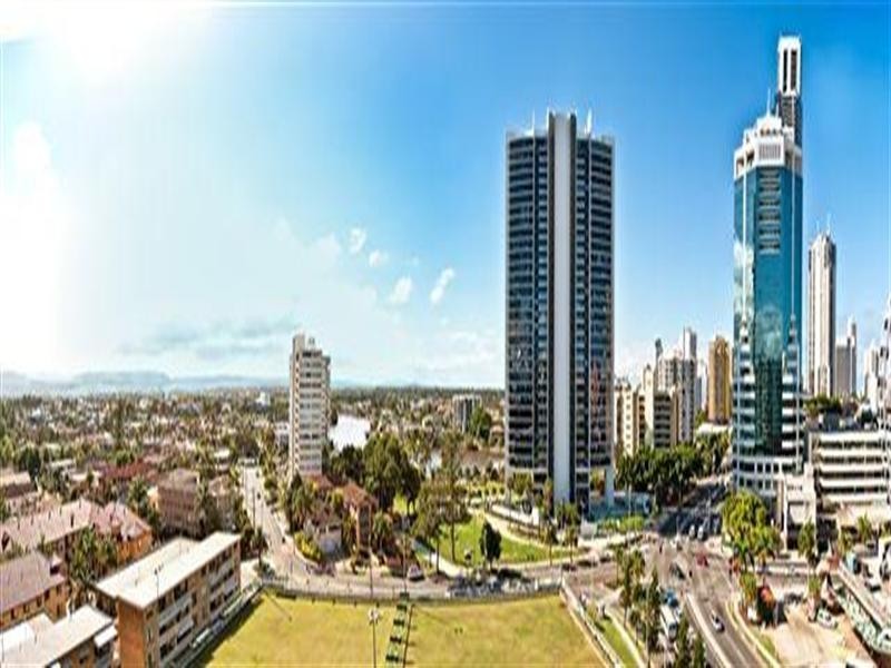 70 Remembrace Drive – Surfers Plaza Resort, Surfers Paradise QLD 4217