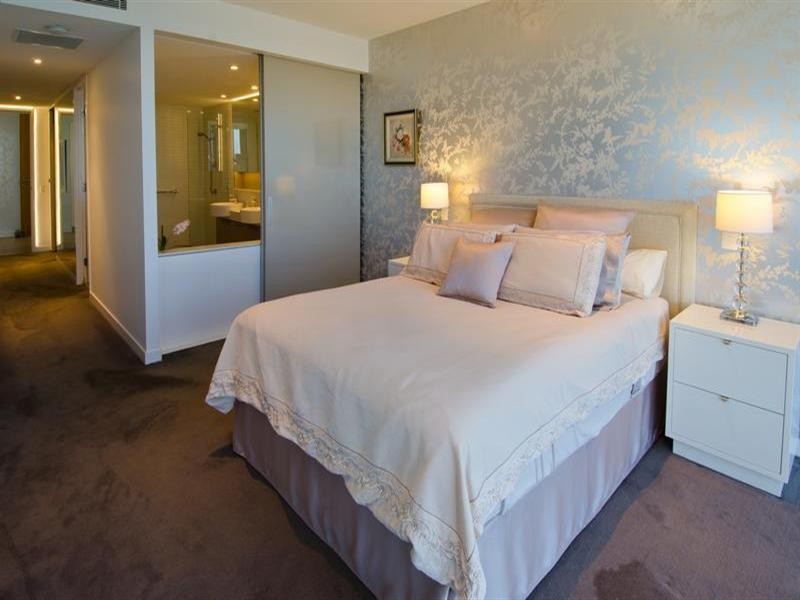 Apt 1601, 323 Bayview Street, Hollywell QLD 4216