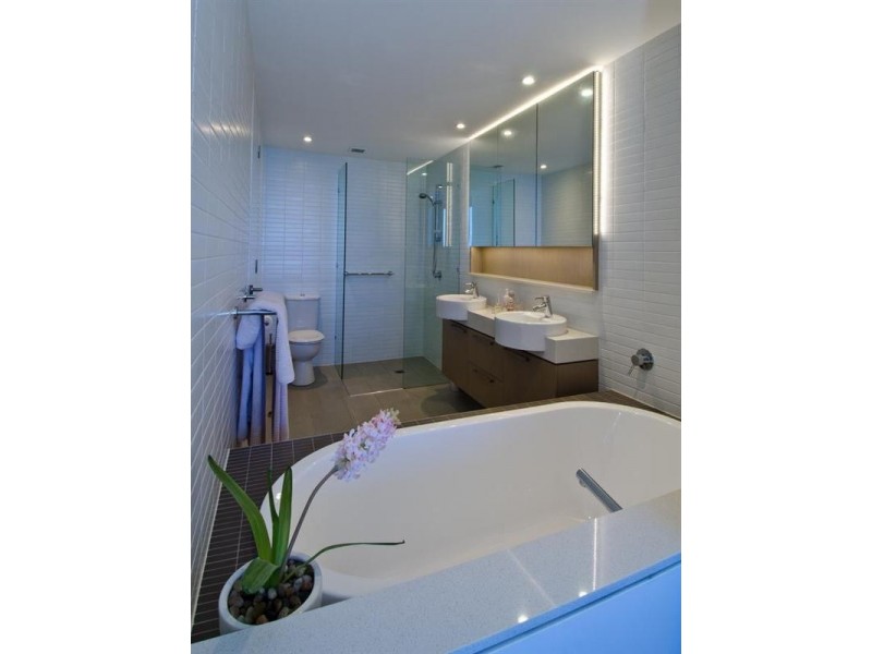 Apt 1601, 323 Bayview Street, Hollywell QLD 4216