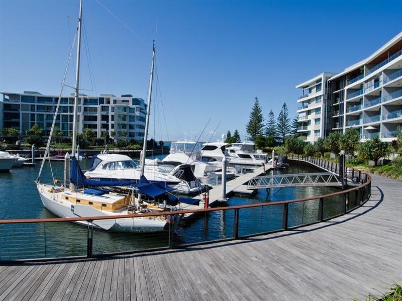 Apt 1601, 323 Bayview Street, Hollywell QLD 4216