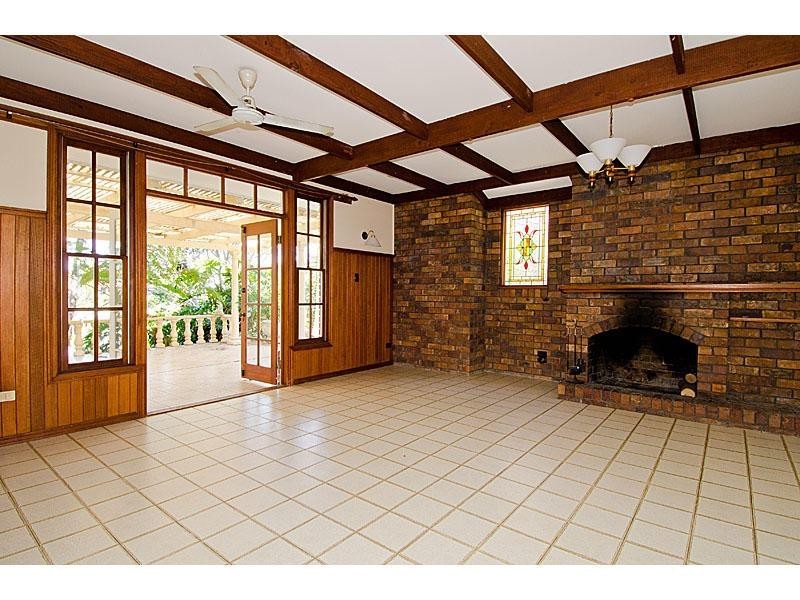 8 Kilkenny Court, Sorrento QLD 4217