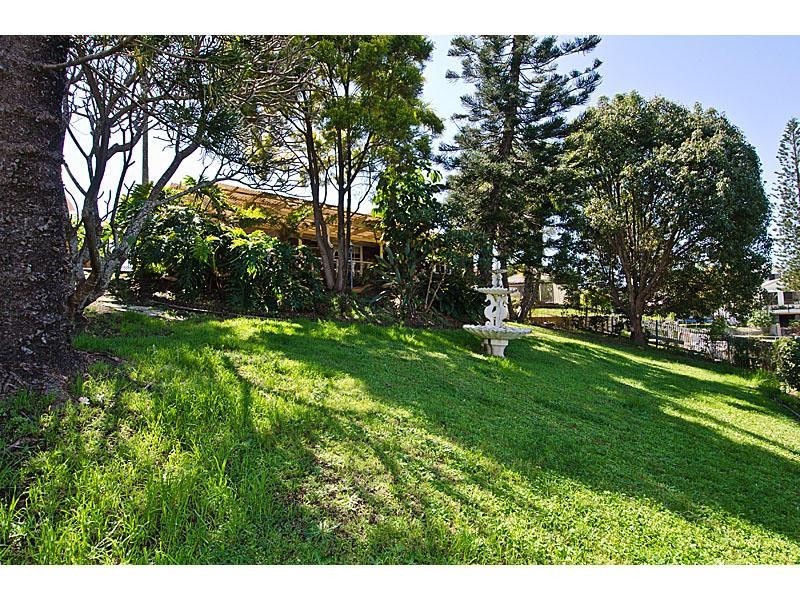 8 Kilkenny Court, Sorrento QLD 4217