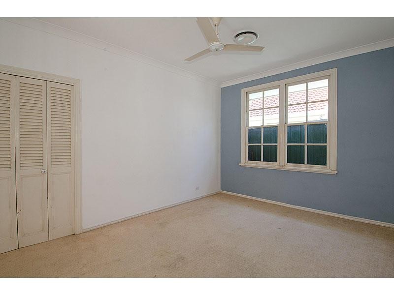 8 Kilkenny Court, Sorrento QLD 4217