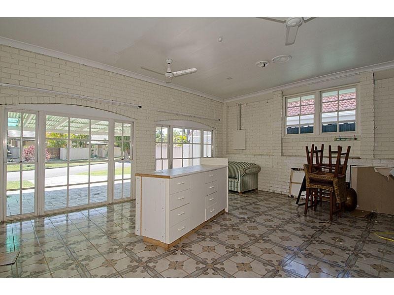 8 Kilkenny Court, Sorrento QLD 4217