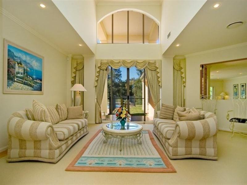 3172 Riverleigh Drive, Hope Island QLD 4212