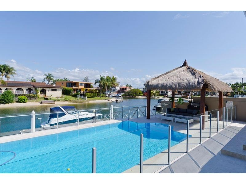 42 Salerno Street, Isle Of Capri QLD 4217