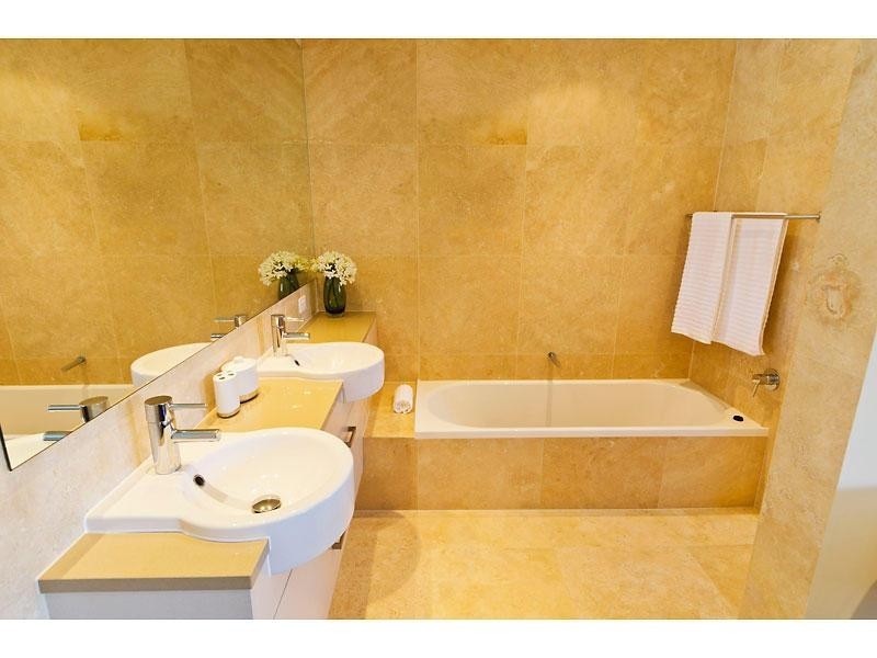 42 Salerno Street, Isle Of Capri QLD 4217