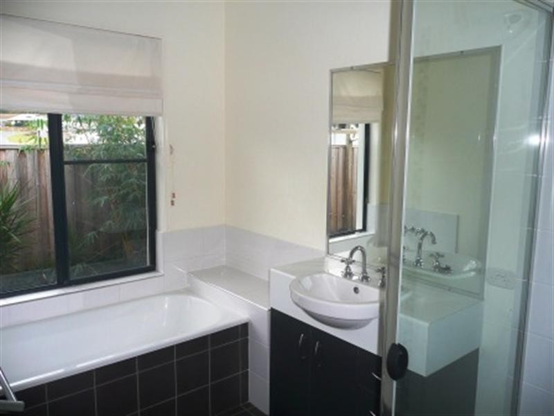 3 Meroo Place, Upper Coomera QLD 4209
