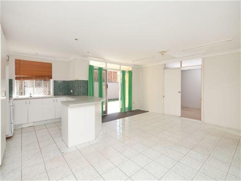 102 Seagull Avenue, Mermaid Beach QLD 4218