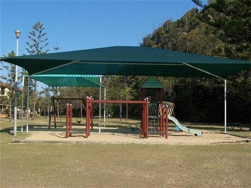 102 Seagull Avenue, Mermaid Beach QLD 4218