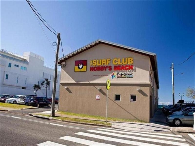 102 Seagull Avenue, Mermaid Beach QLD 4218