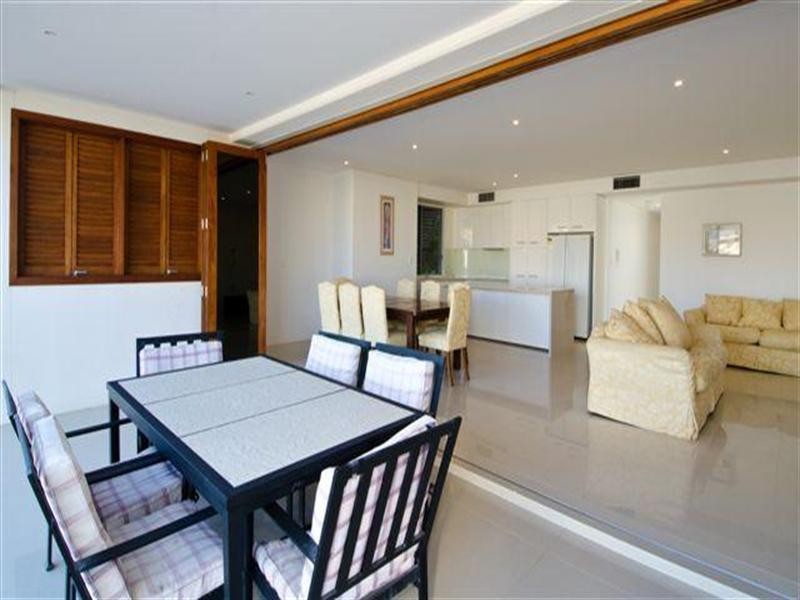 1/92 Seagull Avenue, Mermaid Beach QLD 4218