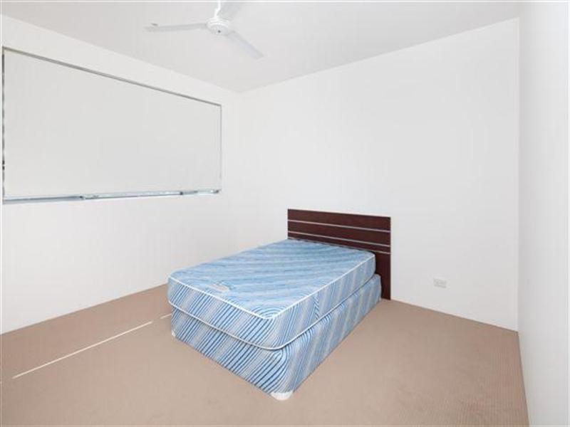 1/92 Seagull Avenue, Mermaid Beach QLD 4218