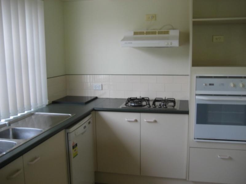 5 Midpark Court, Helensvale QLD 4212