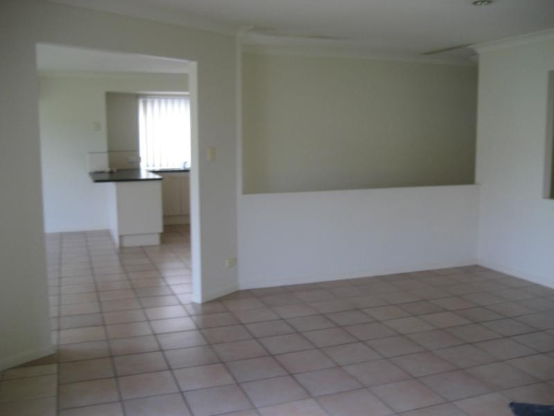 5 Midpark Court, Helensvale QLD 4212