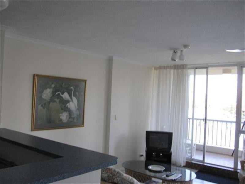 63 Cavill Avenue, Surfers Paradise QLD 4217