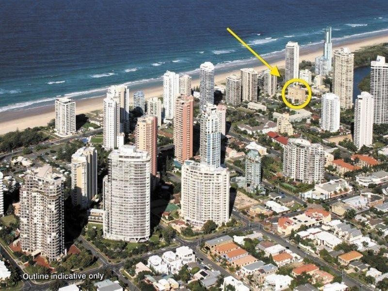 5 Monte Video. 15 Pacific Street, Main Beach QLD 4217