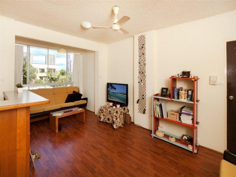 5 Monte Video. 15 Pacific Street, Main Beach QLD 4217