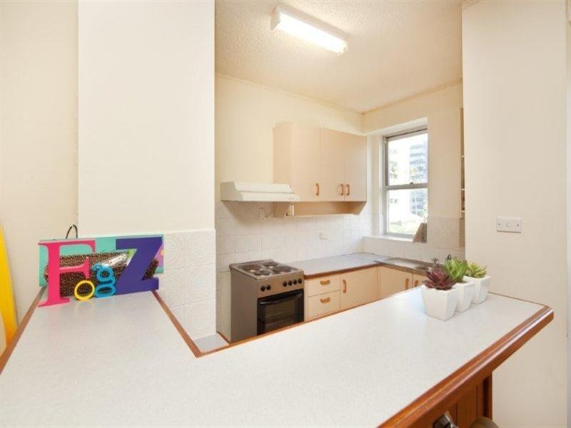 5 Monte Video. 15 Pacific Street, Main Beach QLD 4217